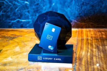 入会金が110万円！？ブラックカードの年会費がインフレ気味