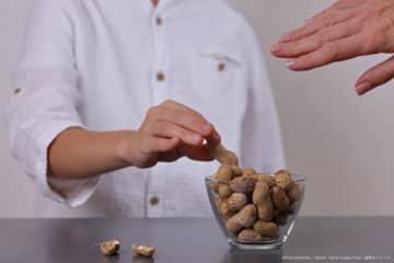 食物アレルギーのアナフィラキシーショックに対処　エピペン使用法動画が大反響