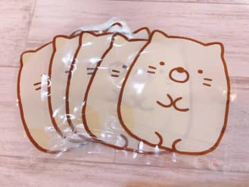 ダイソーで「すみっコぐらし」のチャック袋発見！可愛すぎて使えない...！