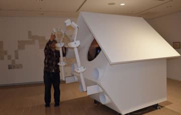 「宇宙巣箱」で不思議を体験！？　「つくりかけ」楽しむプロジェクト　26日まで千葉市美術館
