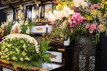 蓋が閉まらない棺、人件費の追加請求…“格安葬儀”の落とし穴