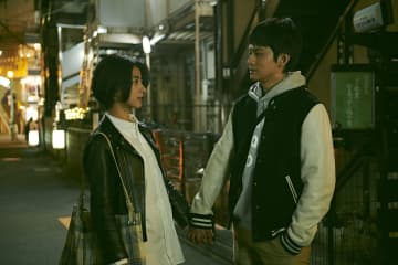 北村匠海、絶妙な手のつなぎ方で黒島結菜も絶賛「朝まで一緒にいませんか」