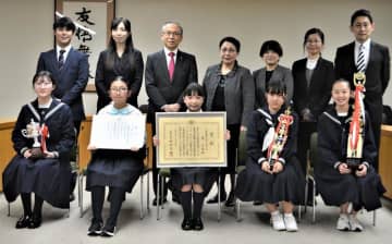 音楽の全国大会で1、2位　船橋の小中5校、市に報告　教わったものを引き継ぐと意欲