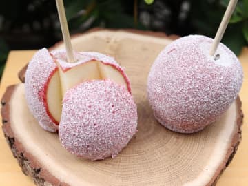 新メニュー登場　りんご飴×ミルクティー　「代官山Candy　apple」　舞浜イクスピアリ店（ちばとぴ！グルメ部）