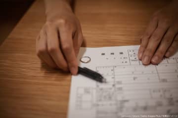 親族との食事会で妻が娘の秘密を大暴露　夫が「離婚も検討中」と激怒する理由