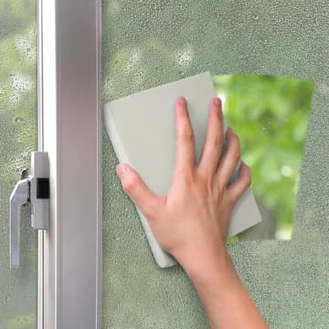 「もう結露が怖くない」ニトリの名品は雪の今こそ使いたい。