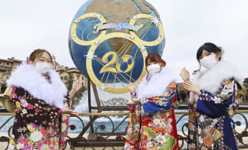 ディズニーシーに新成人集う　接触イベントは中止、浦安