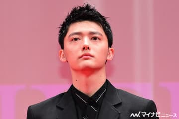 櫻井海音、初の舞台挨拶登壇に「足がガタガタ」横浜流星から演技を褒められる