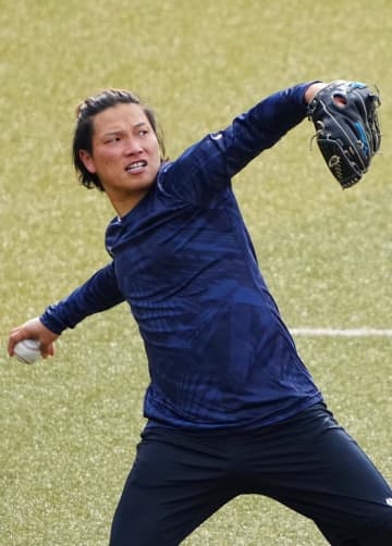 千葉ロッテ岩下「1年間先発で投げ続けたい」　スタミナ向上課題に自主練習