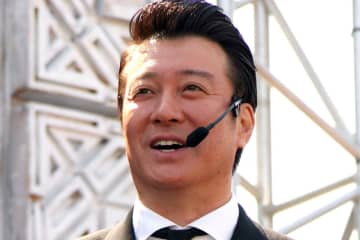 加藤浩次、規格外の罰ゲームで思わずNG行動　「やっちゃダメって…」　加藤浩次さんが、サカナクションの札幌公演に登場。1曲歌うことになりましたが…。