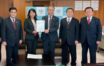国道16号バイパス　「千葉北西連絡道路」検討推進を　柏市長ら国交省へ要望