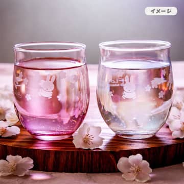 桜デザインのミッフィーグッズにときめいちゃう。セットで買わねば！