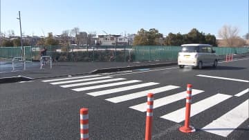 父親とジョギング中に...　男児 車にはねられ重傷