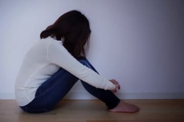 「大学受験に失敗したときに自分より父親が落ち込んでいた」　親の期待がつらかった人々の声