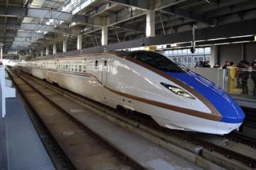 東京・金沢間が1万円以下。北陸新幹線の「30％オフ割引」が2023年3月まで延長に。
