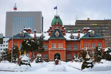 北海道大雪で大学入試どうなる　空路も鉄道もストップで受験生に試練