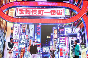 磯村勇斗、バットマン俳優に歌舞伎町の偵察をお願い「守ってもらいたい」