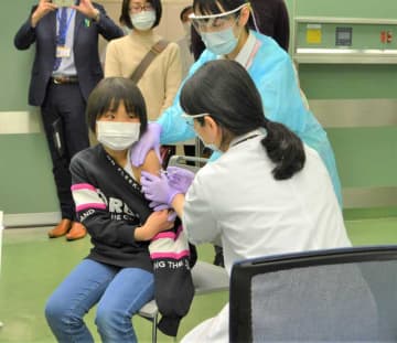 千葉県内5～11歳のワクチン接種始まる　千葉市、千葉大病院で　初日は基礎疾患ある10人　新型コロナ