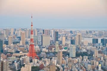 東京暮らしはしんどい？「朝起きて自然と深呼吸できない。他人にドライな人が多い」などの声