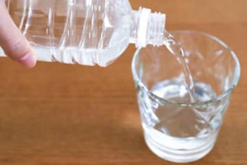 介護現場で働く医師が推奨「認知症の予防に1日1.5リットルの水を」