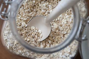 食物繊維は白米の19倍！ローラ、指原も食べている「オートミール」糖質OFFレシピ5選