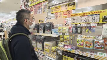 防災用品見直す人増加　ライトは売れ行き10倍に “20km歩ける靴”は問い合わせ2倍