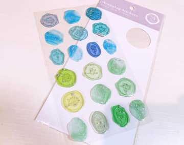 ラスイチでゲット！セリアの「シーリング」シールに綺麗なクリアタイプ出てるよ～。