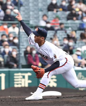  【センバツ】木更津総合が延長１３回サヨナラ勝ち　１６６球完投のエース越井「アドレナリンで」