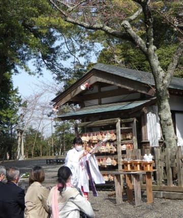 桜開花祝う神楽奉納　千葉・一宮町の玉前神社で宣言式