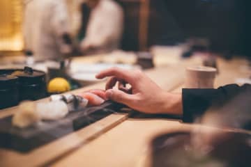 「食べ放題に3000円払うなら、同じお金で良いものを腹八分目食べたい」30歳をすぎて変わったこと