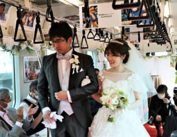 結婚 コレクション 式 電車 バッグ