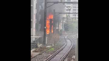 ニュース画像：「【速報】JR山手線沿線火災　午前10時ごろに運転再開見込み　JR東日本」