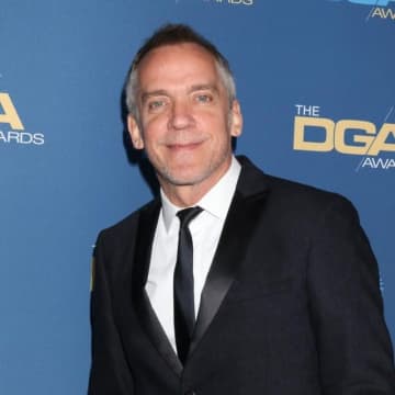 映画監督ヴァレ氏が58歳で突然死　死因は「重度の冠状動脈硬化症による心不整脈」