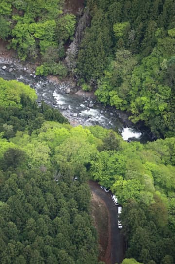 発見は子どもの骨か、山梨　不明女児との関連慎重捜査