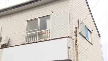 住人の75歳男を逮捕　アパートに腐敗した遺体