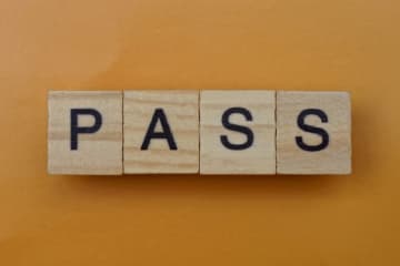 「pass」のホントの意味は? コアで覚える英語 (35)