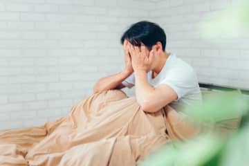 「静かにしーや！あんたの葬式やで！」母親の衝撃的な寝言を忘れられない男性