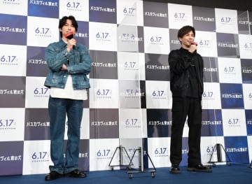 ディーン・フジオカ　岩田剛典が証言「UFOキャッチャーは僕の方がうまい」　イベント前に2人でゲーセンへ