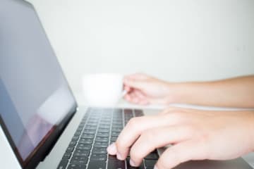 プログラミングの副業　高単価案件を獲得する方法とは?