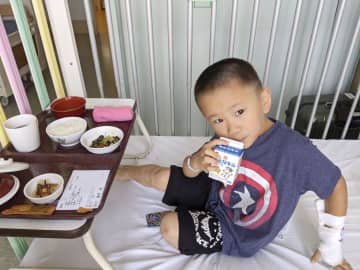 ４歳だった息子は、病室で「ぼく、死む」と何度も口にした　治らない病を「闘える病」に変えた骨髄バンク、必要なのは一人でも多くドナー（後編）
