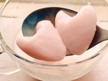 【セリア】バズリ待ち！ハート型の氷が作れる調理グッズは買い。 