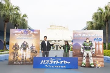 鈴木亮平＆今田美桜、ディズニーランドでのイベントに大興奮「とても感動的」