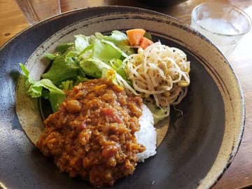 【南柏】深煎りに合う！極うまカレー★自家焙煎珈琲専門店 カフェリズム