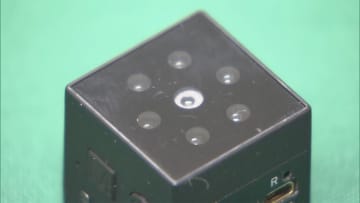 千葉・市川市職員を現行犯逮捕　カメラでスカートの中盗撮