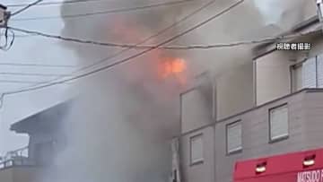 アパート火災 50代男性搬送　千葉・松戸市