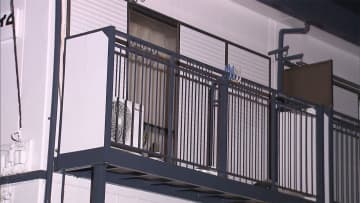 就寝中にゴルフクラブで…　“30歳の同居女性を殴った”70歳男逮捕　さいたま市北区
