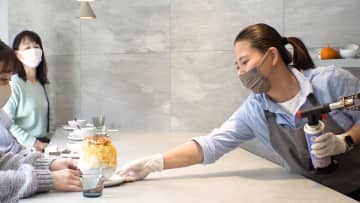 フレンチパティシエが作るかき氷「あずきとこおり」店主・堀尾美穂に『セブンルール』が密着