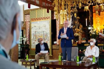 EU初代大統領が御宿・勝浦を訪問　俳句で交流、一句披露も　ファンロンパイ氏来葉