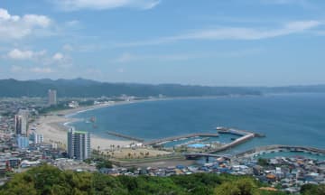 一時的に遊泳禁止　千葉・鴨川の3海水浴場　コロナ拡大で監視員足りず