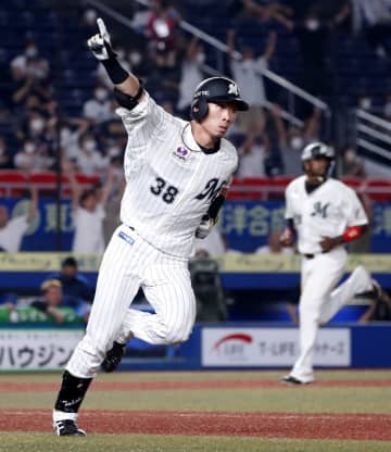 ロ5―4西（21日）　ロッテ、逆転サヨナラで4連勝